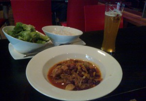 Chili con carne ala Bimhuis. Although delicious, this definitely turned out to be the side dish of the evening's menu. Photo by Mikko Karjalainen